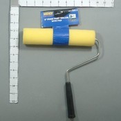FOAM PAINT ROLLER W/ PAD