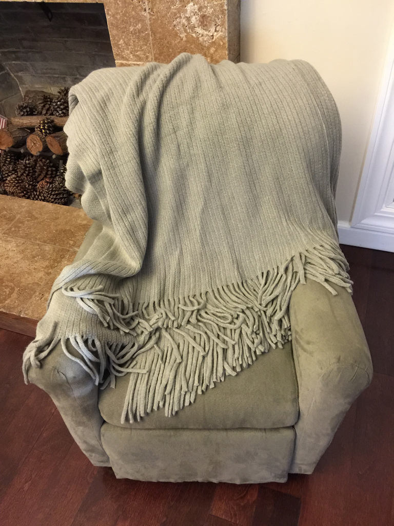 Wholesale Deluxe Knitted Throw Blanket Khaki DollarDays