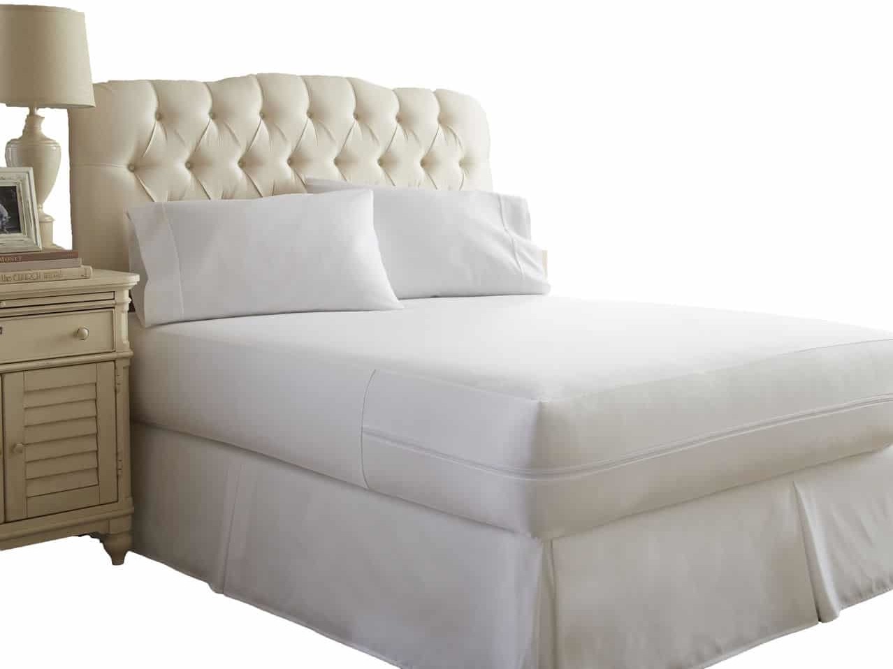 bedding essentials xl twin zippered vinyl mattress protector