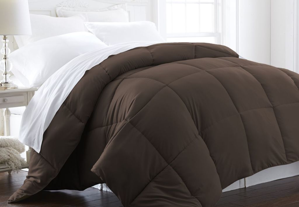 Soft Essential Premium Ultra Plush Down Alternative Comforte(9x.06)
