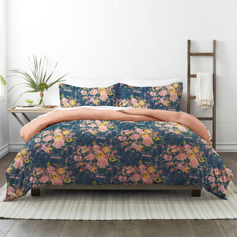 Floral Bouquet Reversible Comforter Set - Navy Pink, Twin/Twin XL, 3 Piece