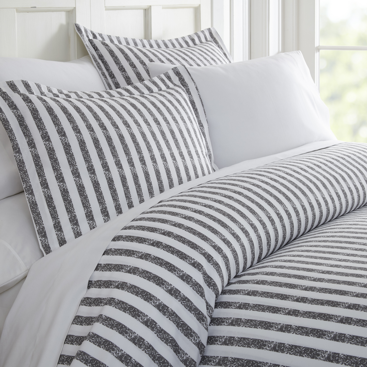 Bulk Duvet Cover Sets Queen, 3 Pc, Grey Stripes Wholesale Bedding