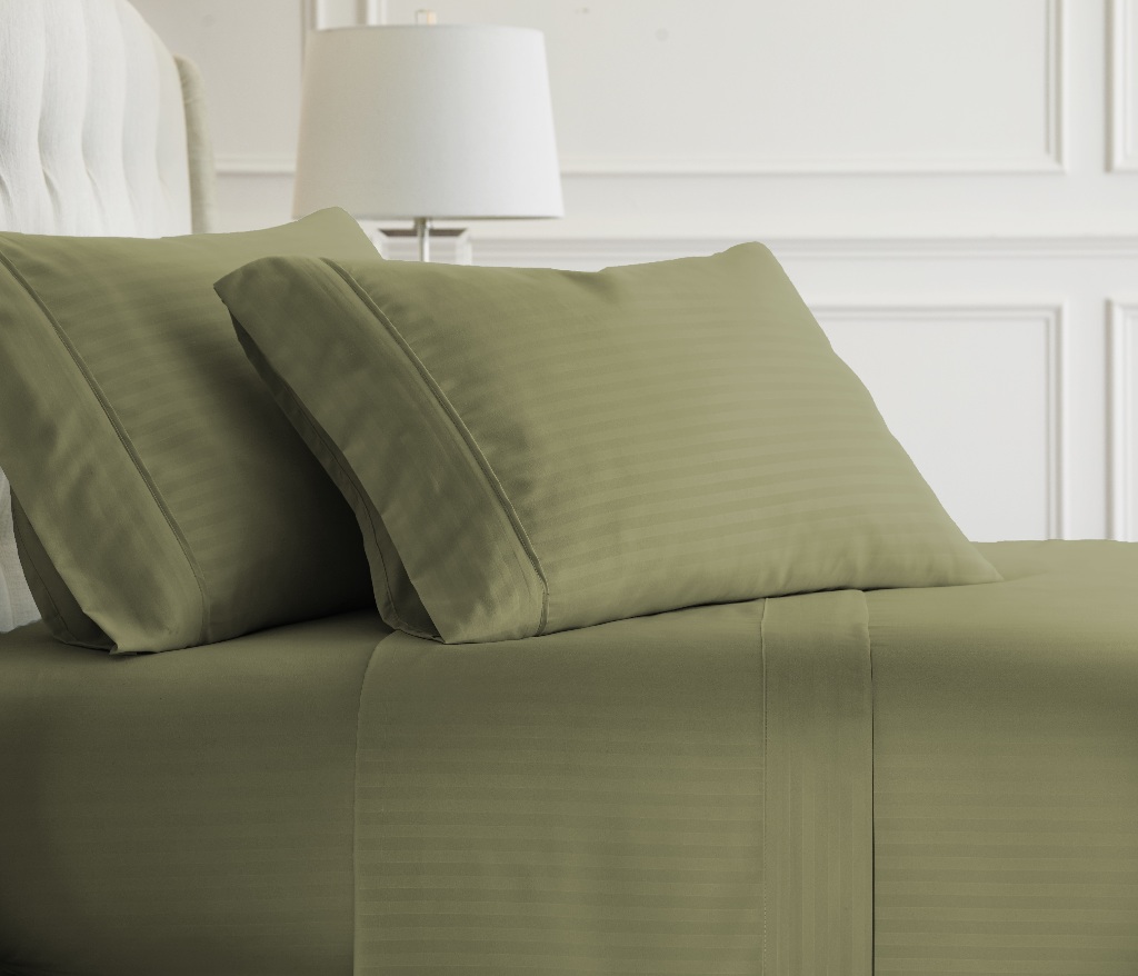 Soft Essentials Premium Embossed Striped Design 4 Piece Bed(12x.70)
