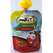 Motts Applesauce Snack &amp; Go Pouch Strawberry