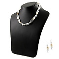 Diem's Pearl &amp; Crystal Quartz Item 17.5"one Strand