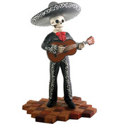Figurine- Mariachi Band (Black)- Tall Guitar Player